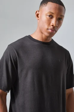 Man Active Rest Day Drop Shoulder Reg Fit T-shirt | BoohooMAN UK