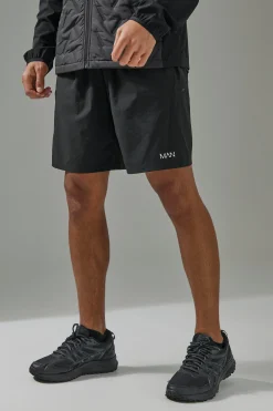 Man Active Ripstop 7inch Cargo Short | BoohooMAN UK