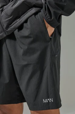 Man Active Ripstop 7inch Cargo Short | BoohooMAN UK