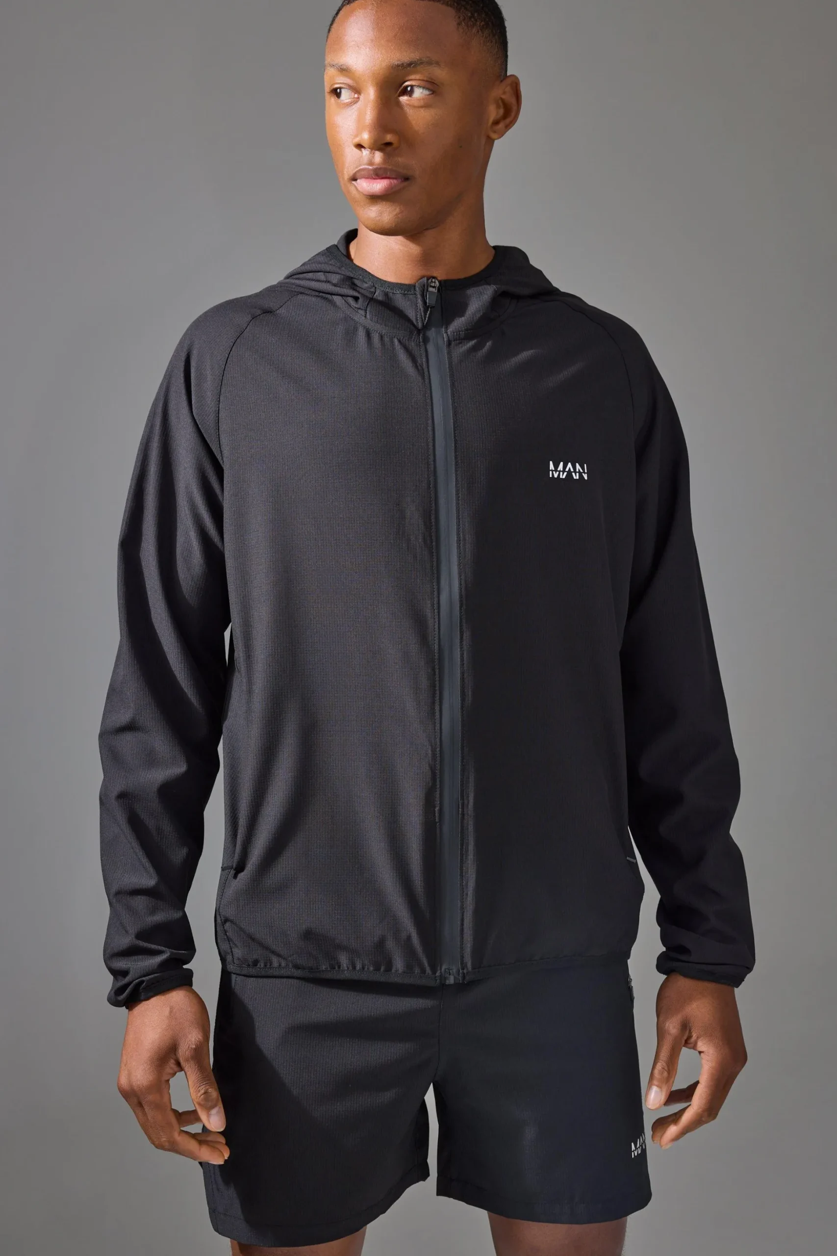 Man Active Stretch Ripstop Regular Fit Windbreaker | BoohooMAN UK