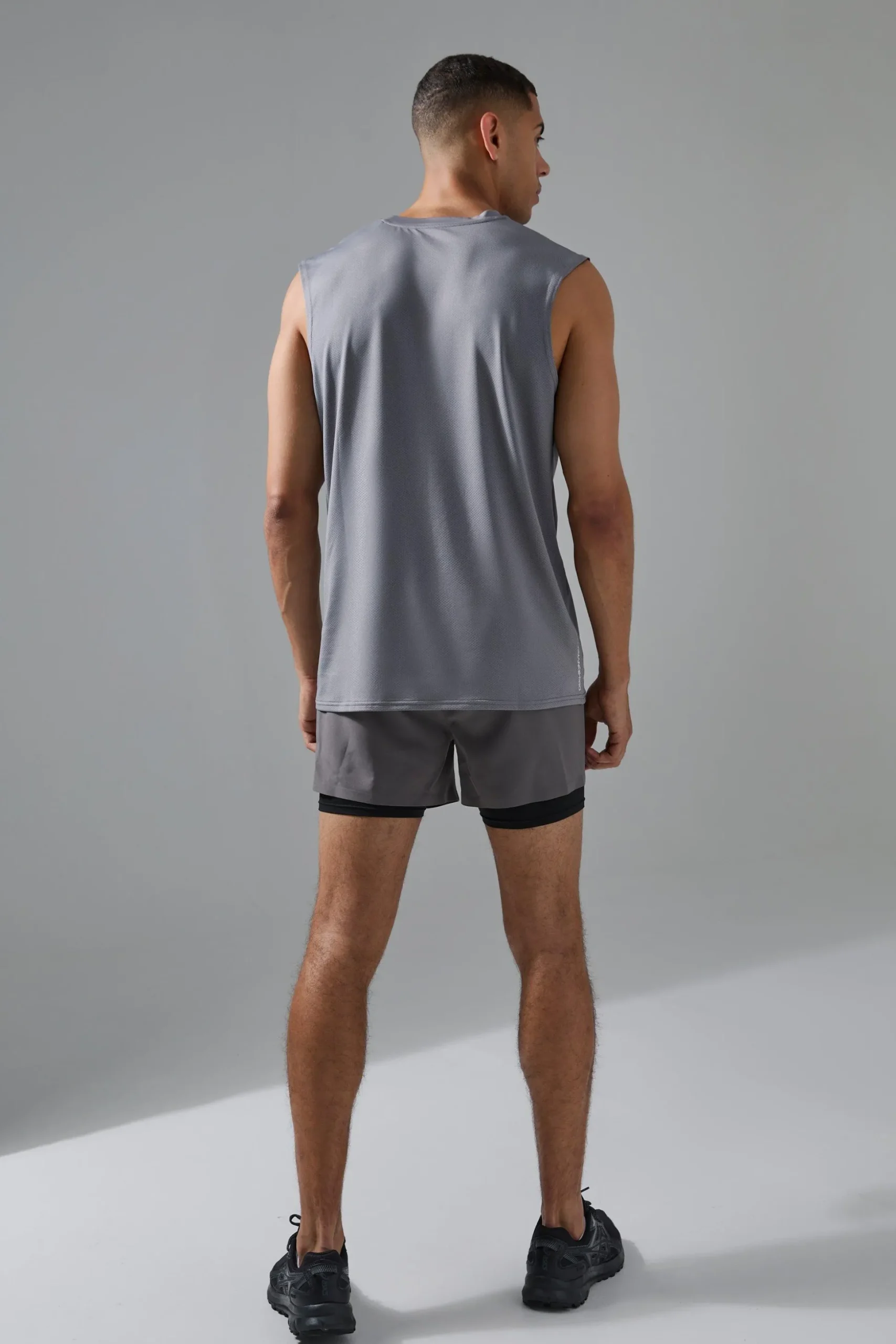 Man Active Stretch Woven 5inch 2in1 Short | BoohooMAN UK