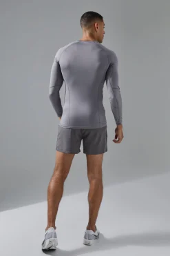 Man Active Stretch Woven 5inch Short | BoohooMAN UK