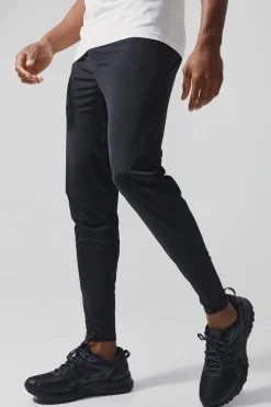 Man Active Ultra Stretch Skinny Jogger | BoohooMAN UK