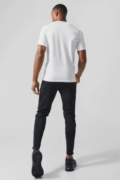 Man Active Ultra Stretch Skinny Jogger | BoohooMAN UK
