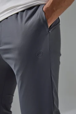 Man Active Ultra Stretch Jogger | BoohooMAN UK