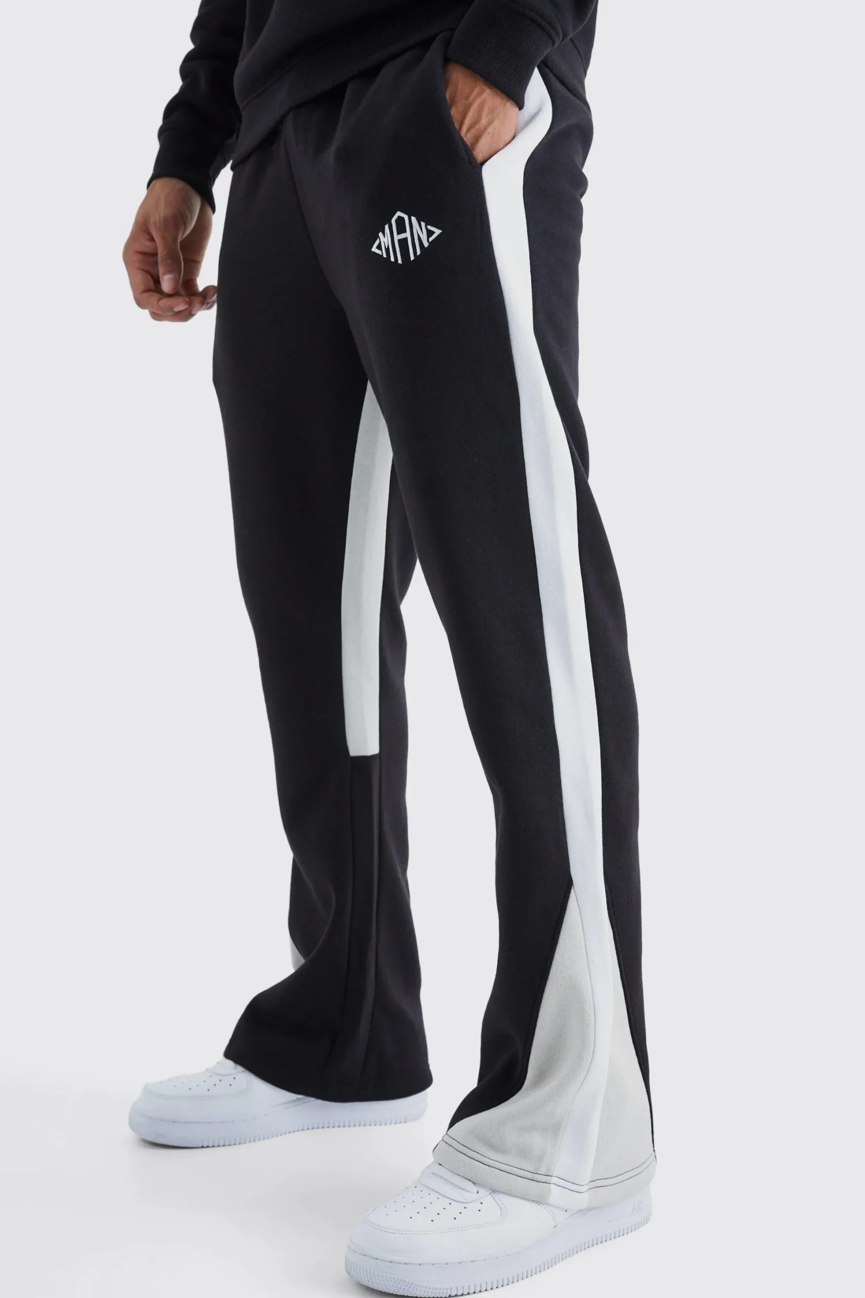 Man Colour Block Gusset Jogger | BoohooMAN UK