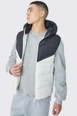 Man Colour Block Quilted Hooded Gilet | BoohooMAN UK