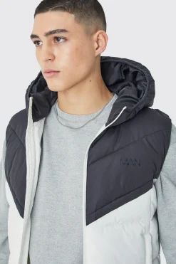 Man Colour Block Quilted Hooded Gilet | BoohooMAN UK