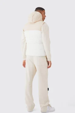 Man Colour Block Quilted Hooded Gilet | BoohooMAN UK