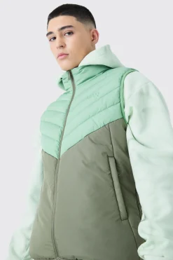 Man Colour Block Quilted Funnel Neck Gilet | BoohooMAN UK