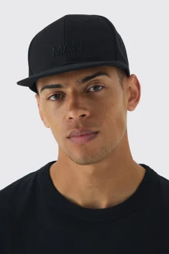 Man Dash Basic Snapback Cap In Black | BoohooMAN UK