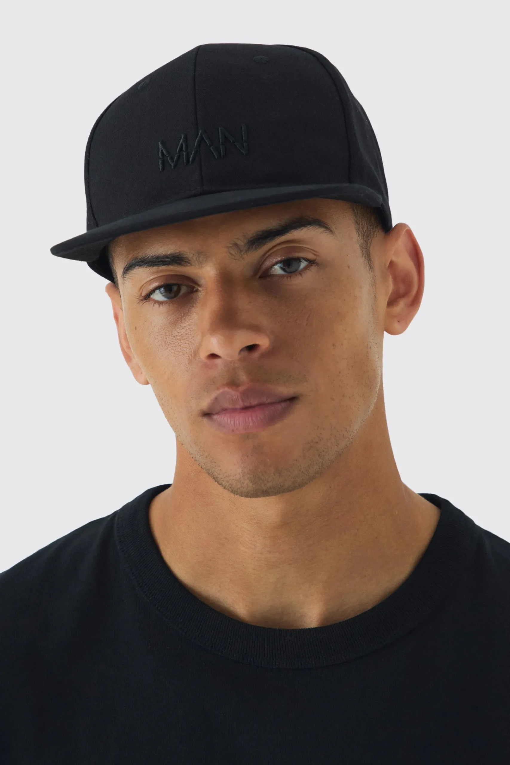 Man Dash Basic Snapback Cap In Black | BoohooMAN UK