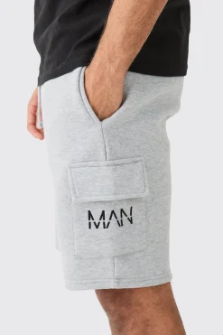 Man Dash Loose Fit Mid Length Cargo Short | BoohooMAN UK