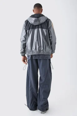Man Metallic Colour Block Hooded Windbreaker | BoohooMAN UK