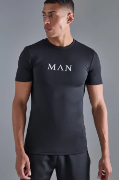 Man Muscle Fit Scuba T-shirt | BoohooMAN UK
