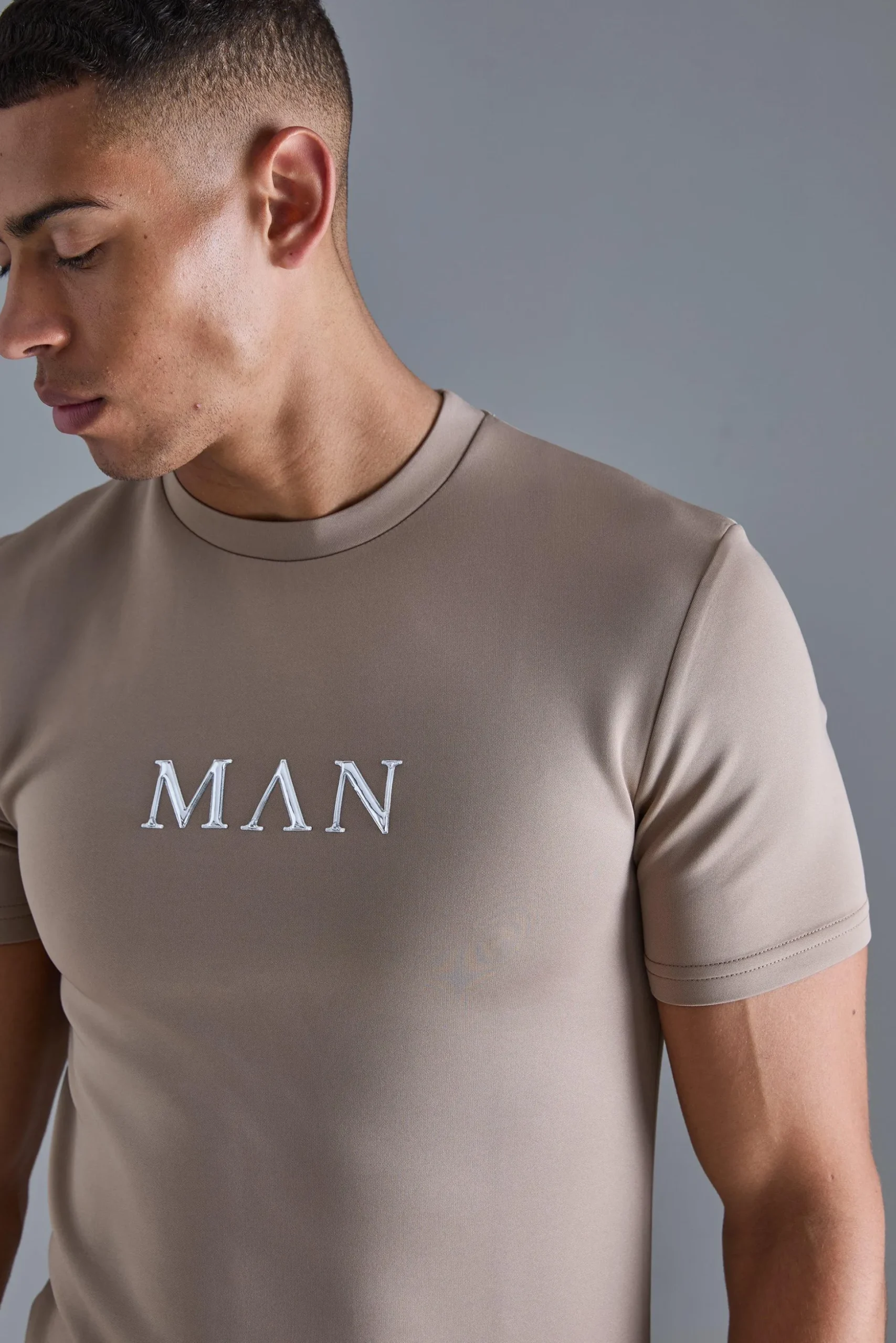 Man Muscle Fit Scuba T-shirt | BoohooMAN UK