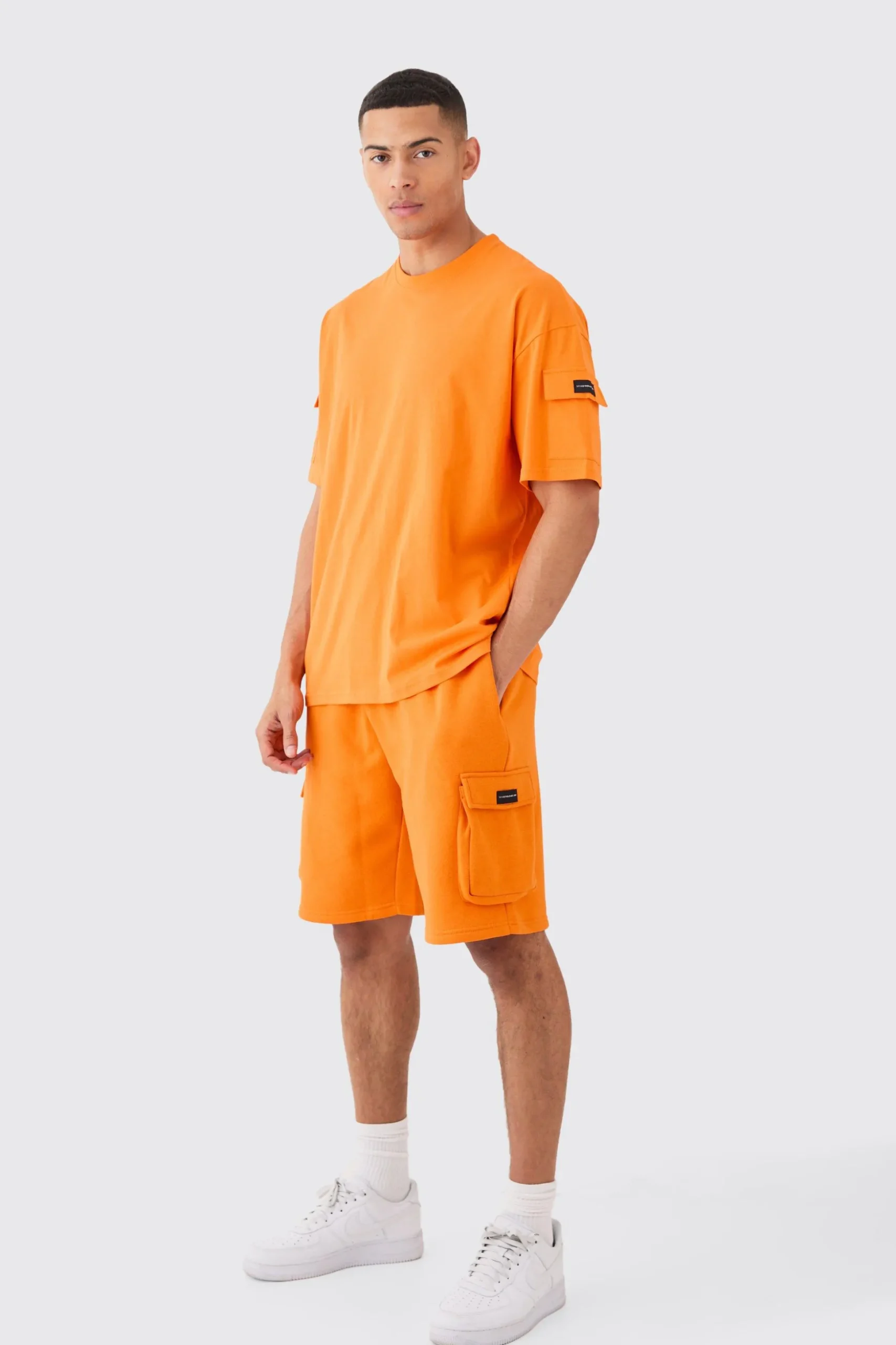 Man Oversized Cargo T-shirt And Relaxed Short Set | BoohooMAN UK