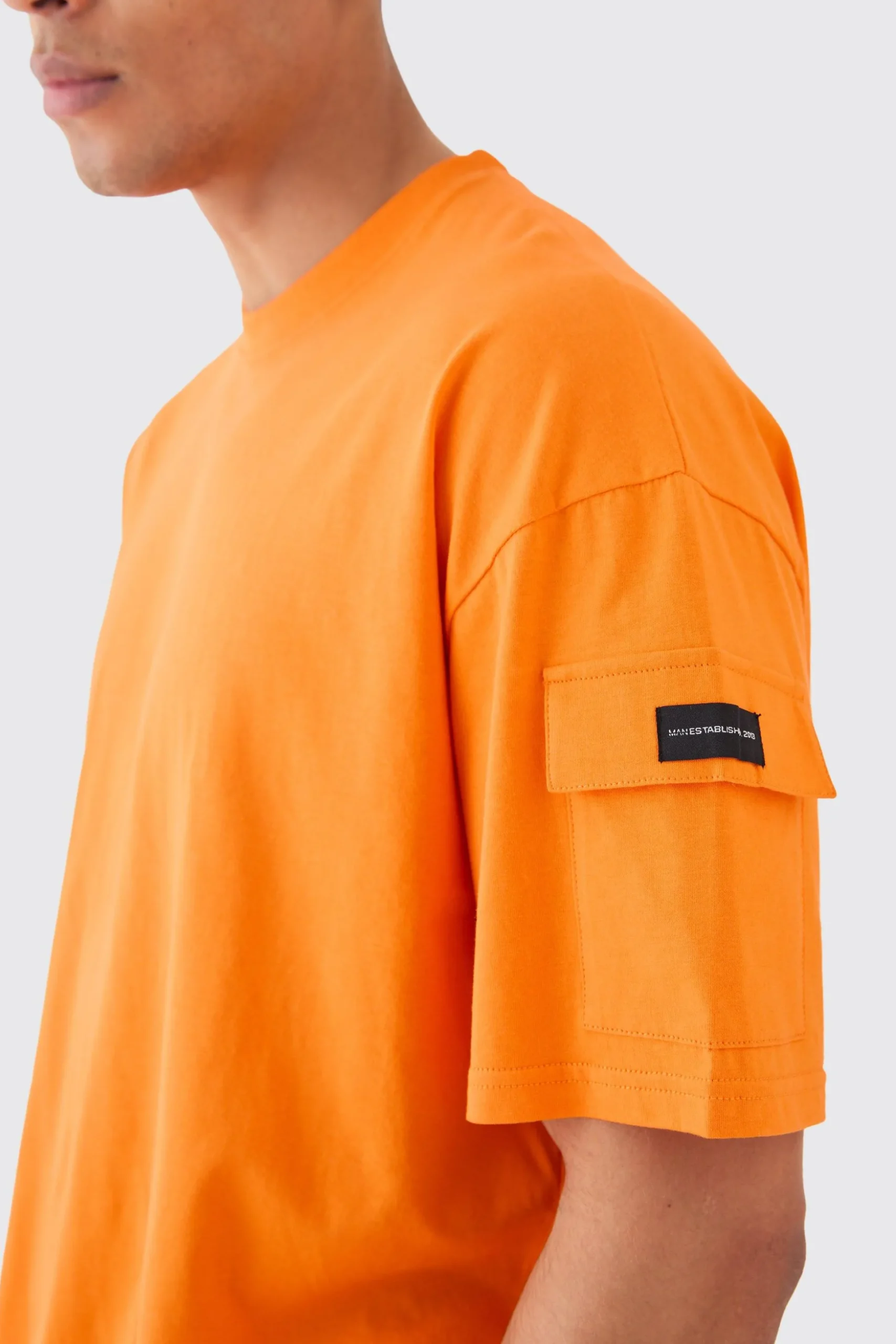 Man Oversized Cargo T-shirt And Relaxed Short Set | BoohooMAN UK