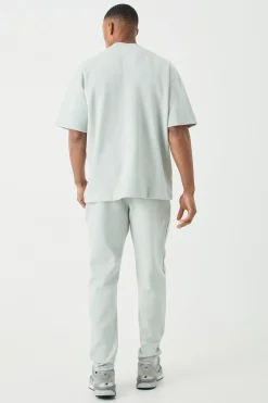 Man Oversized Extended Neck Heavy Interlock T-shirt | BoohooMAN UK