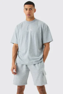 Man Oversized Extended Neck T-shirt And Cargo Short Set | BoohooMAN UK