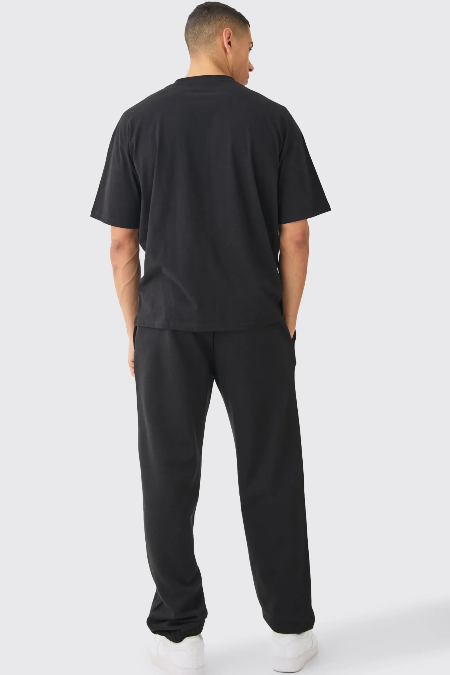 Man Oversized T-shirt & Jogger Set | BoohooMAN UK