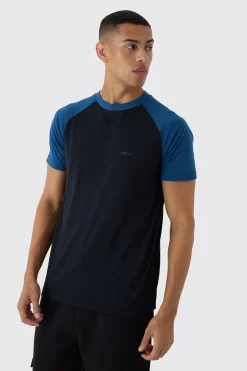 Man Script Slim Colour Block Raglan T-shirt | BoohooMAN UK