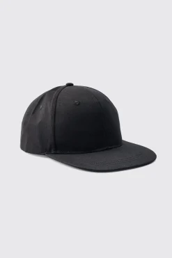 Man Signature Basic Snapback Cap In Black | BoohooMAN UK