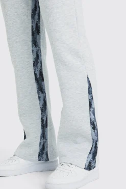 Man Signature Camo Gusset Joggers | BoohooMAN UK