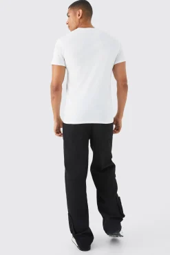 Man Signature Embroidered T-shirt | BoohooMAN UK