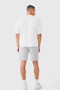 Man Signature Loose Fit Mid Length Shorts | BoohooMAN UK