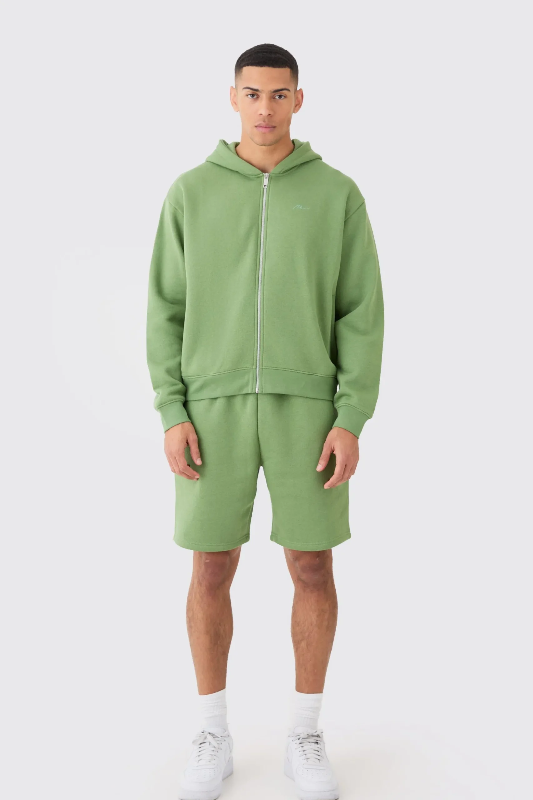 Man Signature Oversized Boxy Zip Thru Short Tracksuit | BoohooMAN UK
