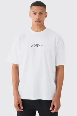 Man Signature Oversized Crew Neck T-shirt | BoohooMAN UK