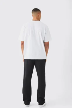 Man Signature Oversized Crew Neck T-shirt | BoohooMAN UK