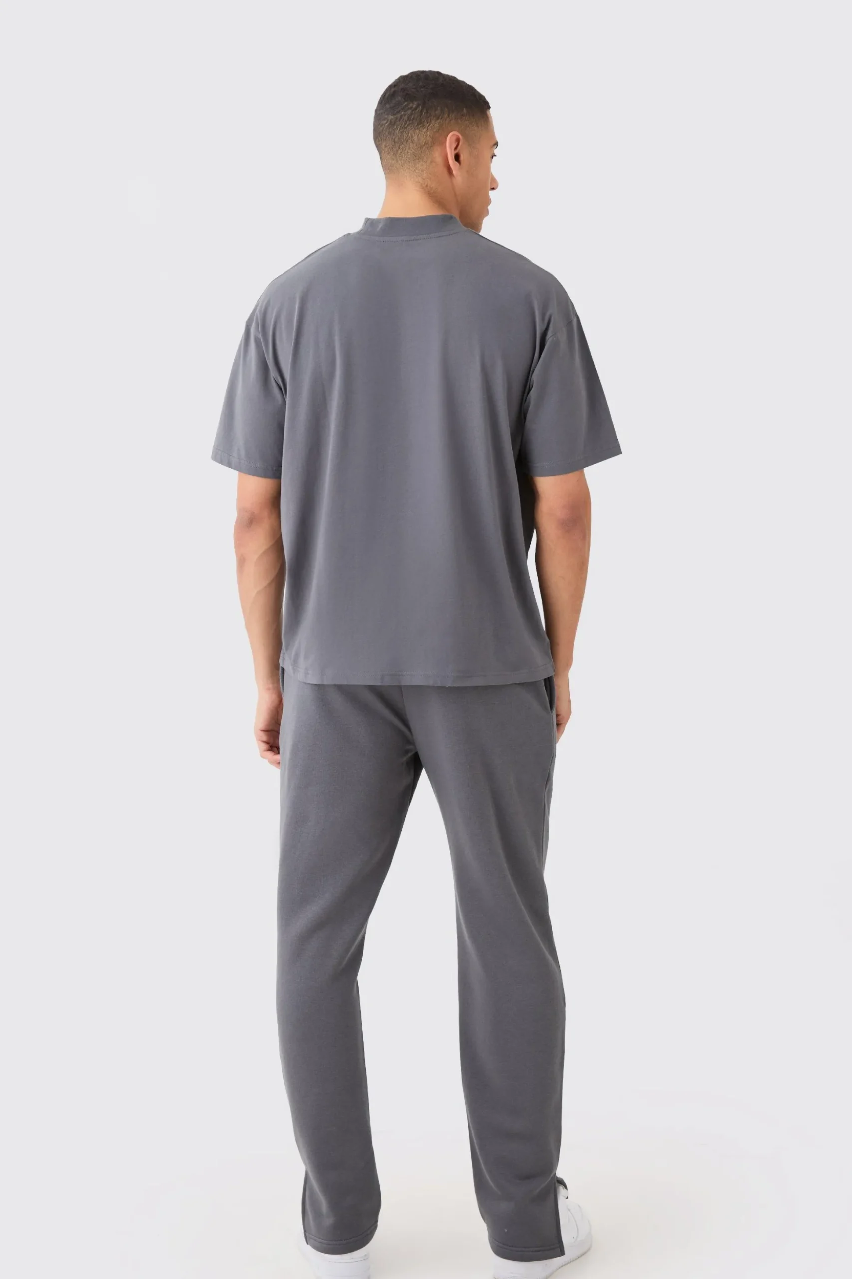 Man Signature Oversized Extended Neck Tshirt And Jogger Set | BoohooMAN UK