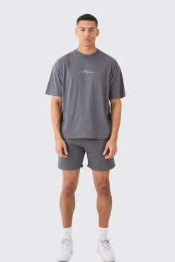 Man Signature T-shirt And Loose Short Set | BoohooMAN UK