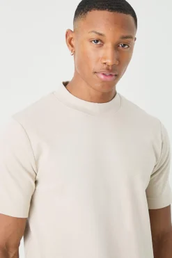 Man Slim Fit Extended Neck Heavy Interlock T-shirt | BoohooMAN UK