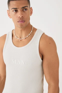 Man Slim Waffle High Build Print Vest | BoohooMAN UK