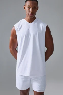Man Sport V Neck Performance Regular Fit Tank | BoohooMAN UK