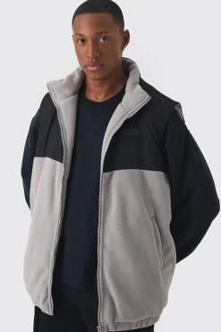 Man Tab Boxy Colour Block Fleece Gilet In Grey | BoohooMAN UK
