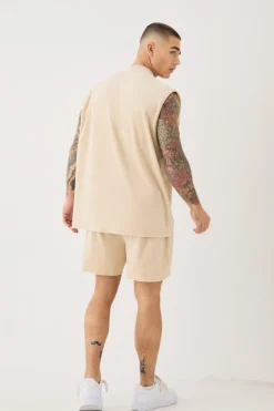 Man Velour Oversized Tank & Pintuck Shorts Set | BoohooMAN UK