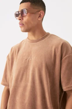 Man Velour Oversized T-shirt & Pintuck Shorts Set | BoohooMAN UK