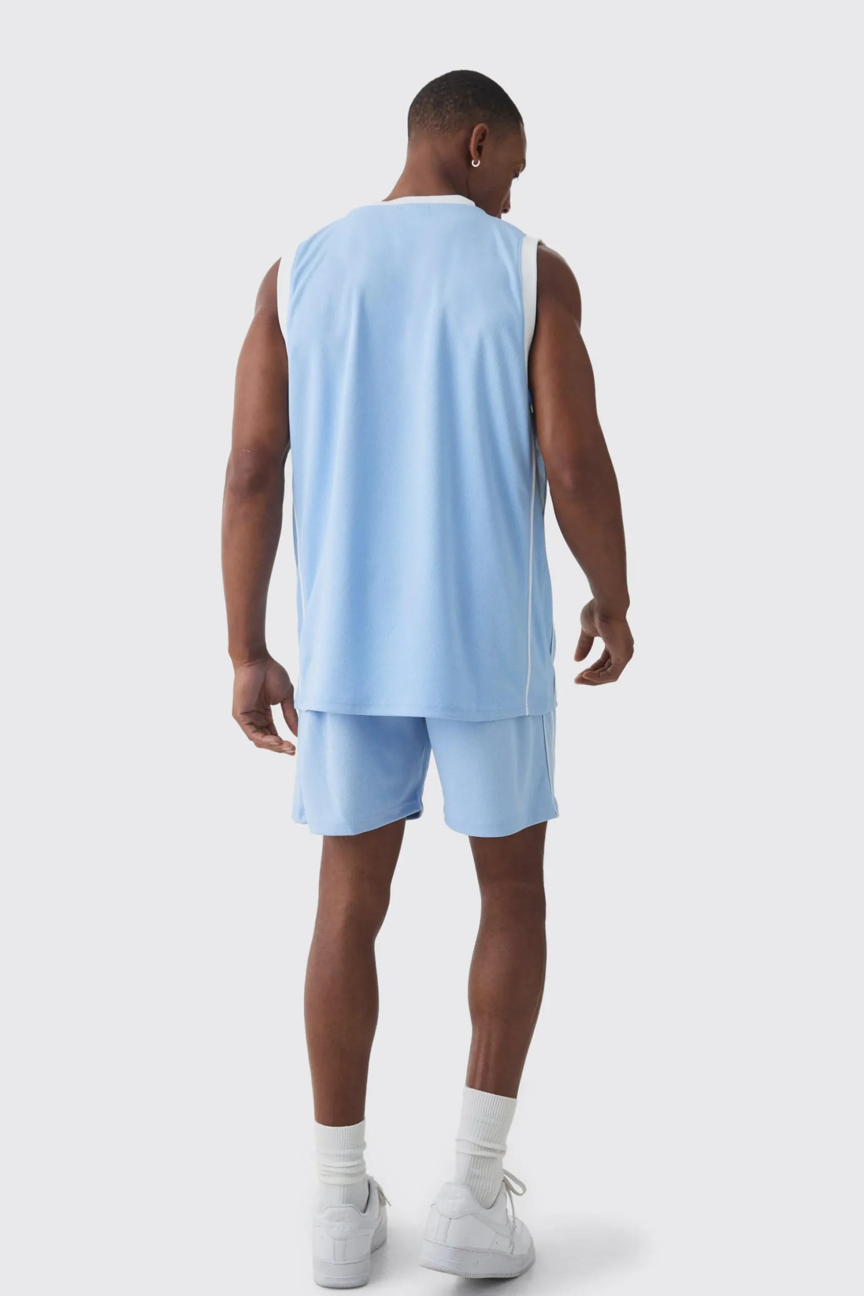 Mesh High Build Print & Side Panel Mesh Varsity Vest | BoohooMAN UK