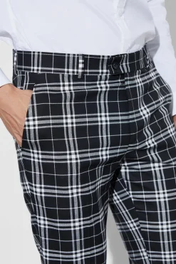 Mono Tartan Cropped Smart Trouser | BoohooMAN UK