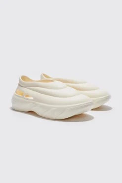 Moulded Runner | BoohooMAN UK