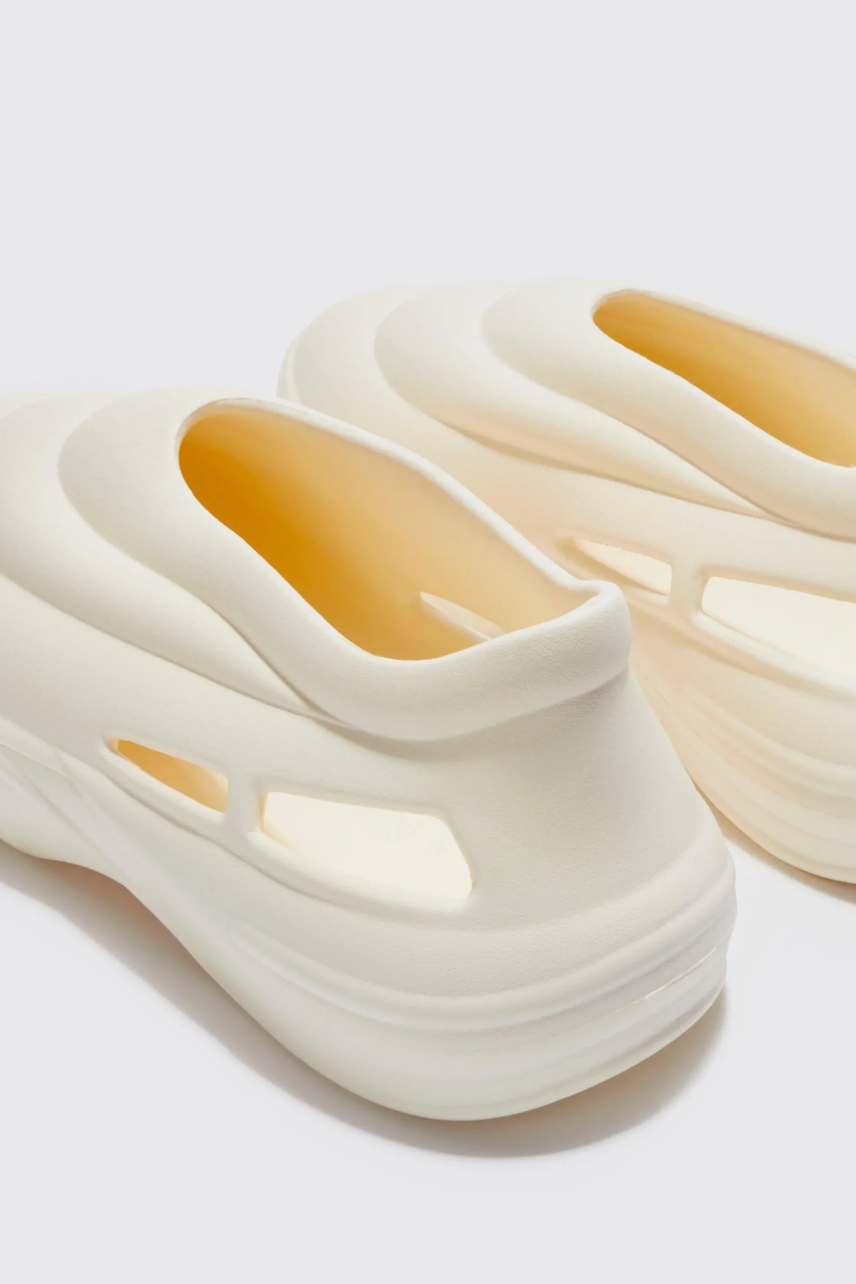 Moulded Runner | BoohooMAN UK
