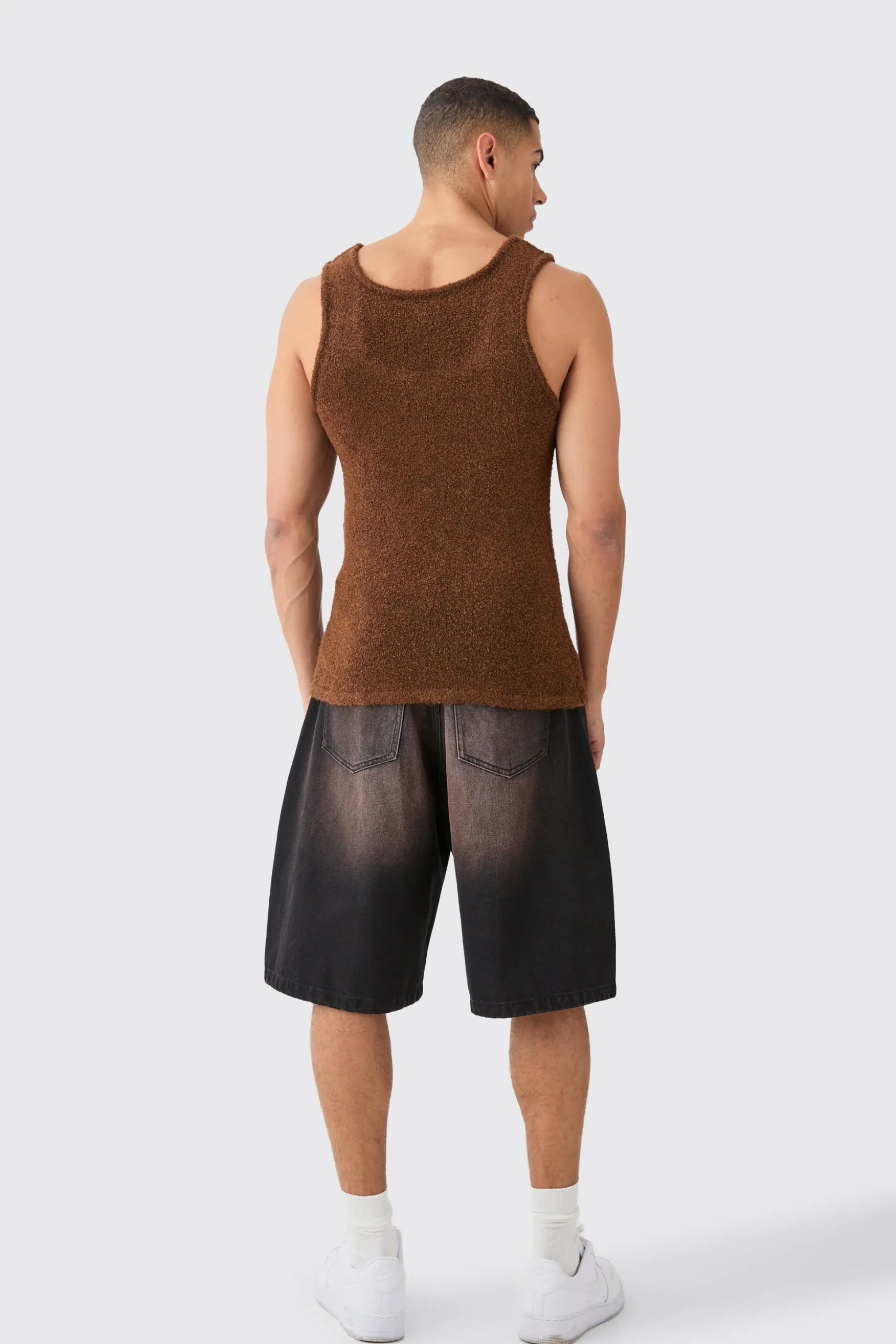 Muscle Fit Boucle Textured Knitted Vest | BoohooMAN UK