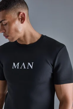 Muscle Fit Scuba T-shirt & Jogger Set | BoohooMAN UK