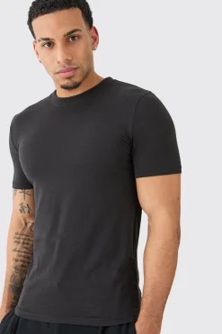 Muscle Fit T-shirt | BoohooMAN UK