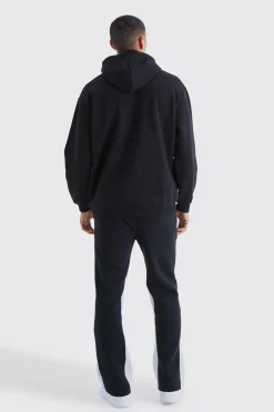 Official Graffiti Gusset Joggers | BoohooMAN UK