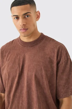 Oversized Acid Wash Cross Graphic T-shirt | BoohooMAN UK
